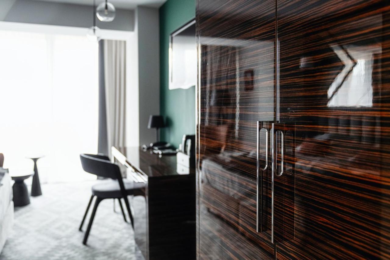 Rysy Boutique Hotel Закопане Экстерьер фото High gloss lacquer finish